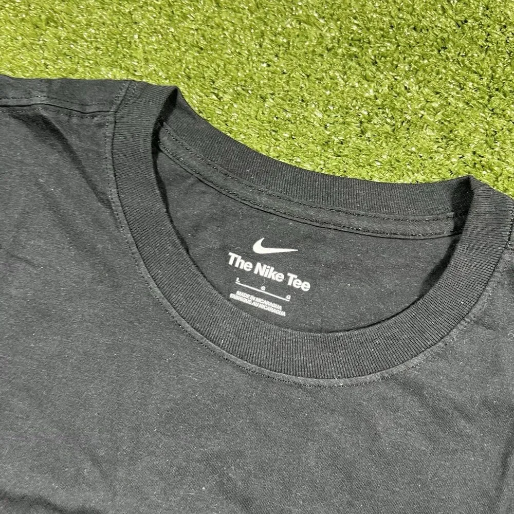 Nike shirt mens L black Micah parsons I am the lion graphic swoosh logo tee